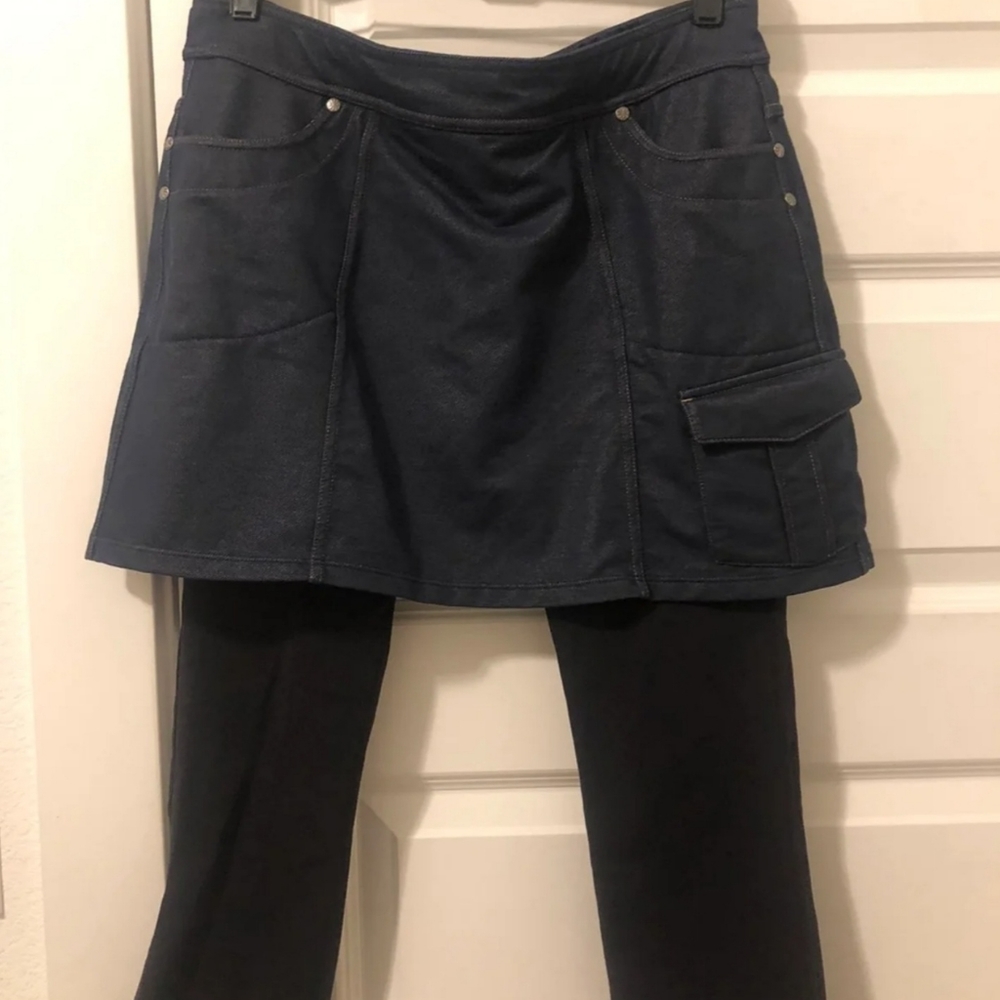 Athleta skirt leggings size M.